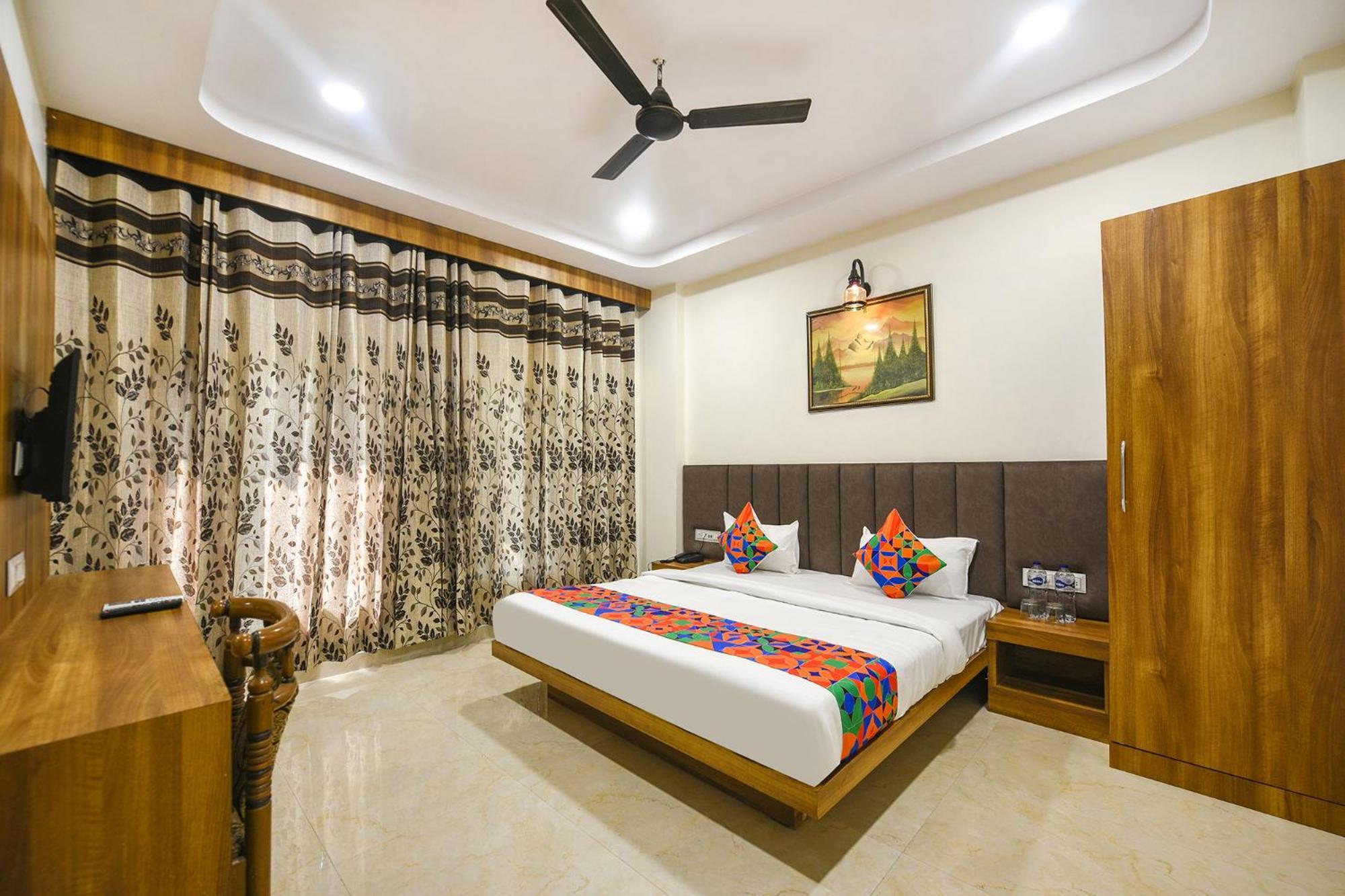 Fabhotel Golden Tree Amritsar Exterior photo